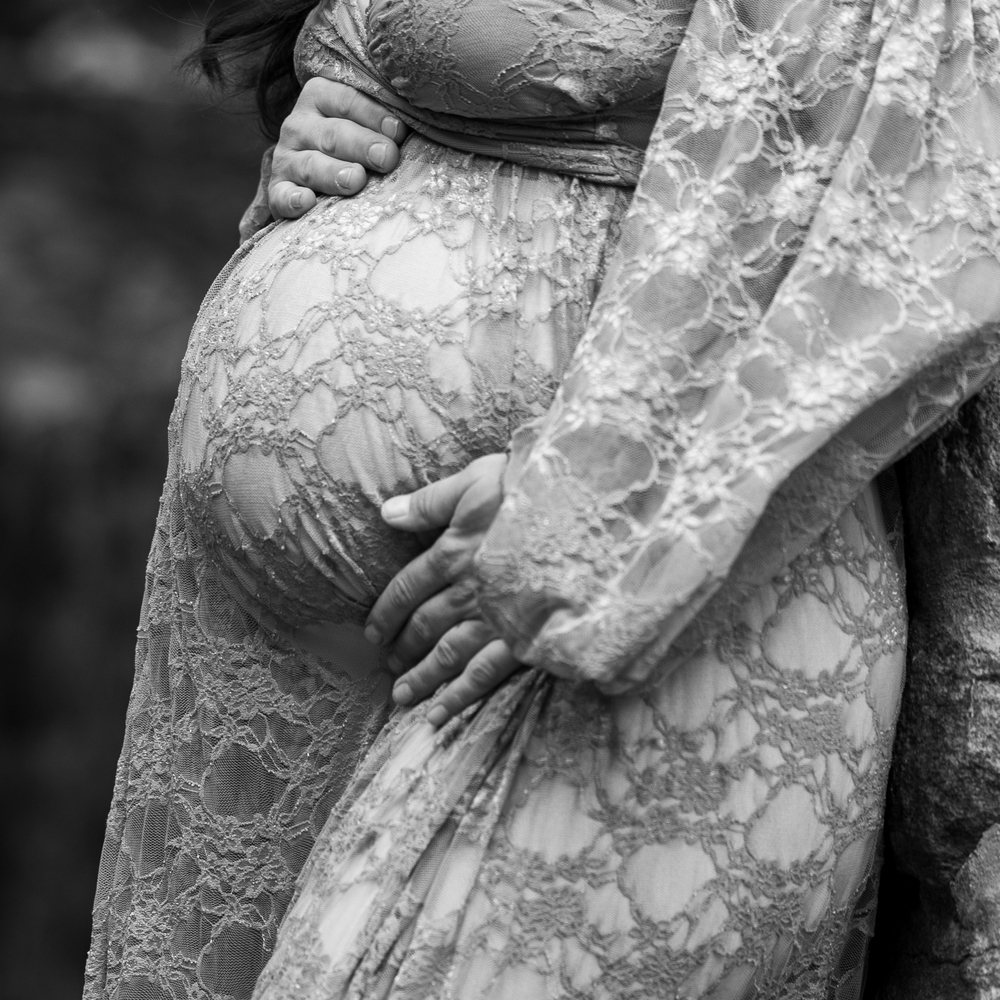 Elegant Lace Maternity Gown in Sage Green - Picture 5 of 5